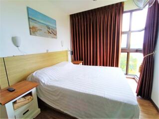 Beautiful corner unit 2 bedrooms with city view