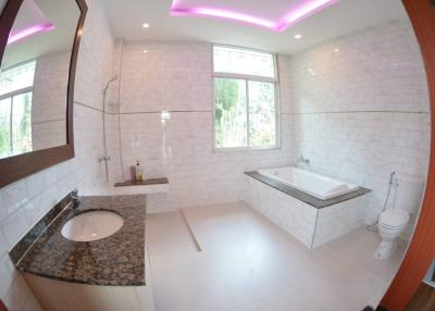 Remarkable Pool villa in Na Jomtien