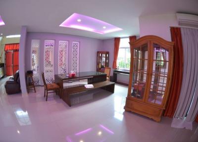 Remarkable Pool villa in Na Jomtien