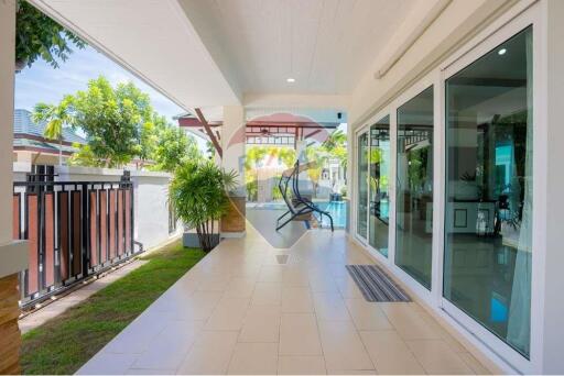 Urgent sale, luxury pool villa house, new project, Dusit Pattaya Hill