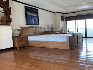 Beachfront condo in Na Jomtien Pattaya