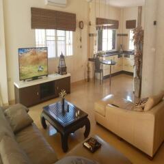 Comfortable 2 bedroom house with private pool