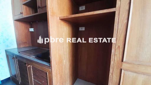 Unfurnished for Sale in Thepthip Mansion Condo