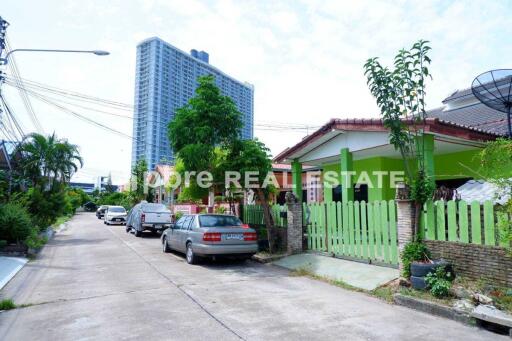 Cheap House in Thepprasit for Sale Pattaya