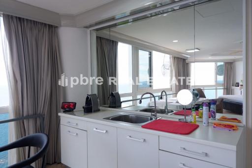 6 Bed Silver Beach Condo for Sale in Wongamat