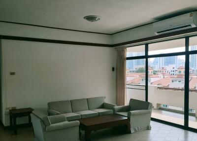 3-BR Apt. near MRT Sukhumvit