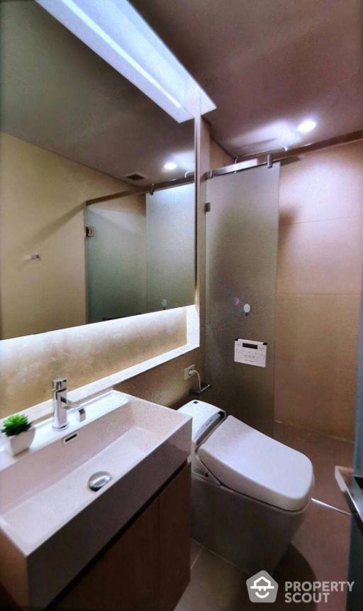 2-BR Condo at The Lumpini 24 near BTS Phrom Phong