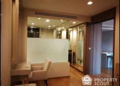 1-BR Condo at The Address Sathorn near BTS Chong Nonsi