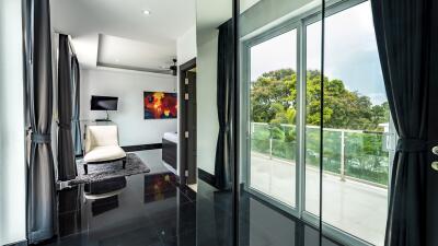 Stunning Pool Villa House for Sale in Pattaya