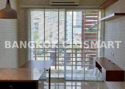 Condo at Supreme Condo Ratchawithi3 for sale