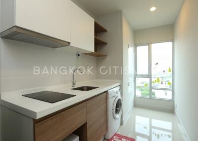 Condo at Centric Tiwanon Station for sale
