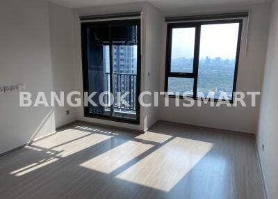 Condo at Life Ladprao for sale