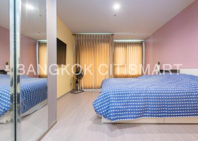 Condo at Life Ladprao for sale