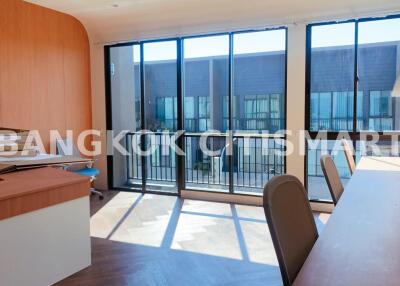 Townhouse at Baan Klang Muang Ladprao - Serithai for sale