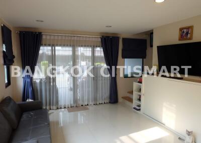 Townhouse at Baan Klang Muang Rattanatibet for sale