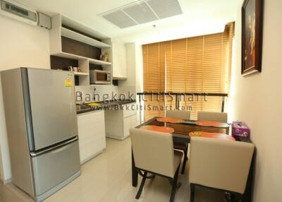 Condo at Life Ratchadapisek for rent