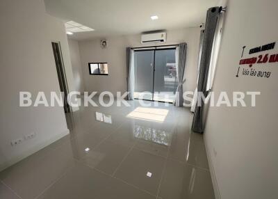 Townhouse at Pleno Ratchapruek - Sathorn for sale