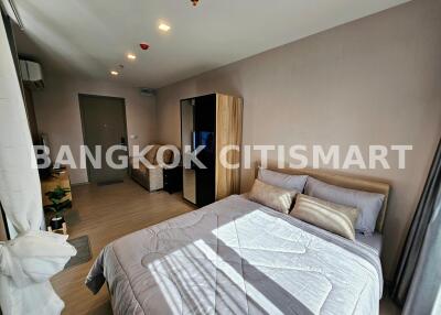 Condo at Life Asoke Hype for rent