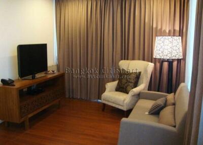 Condo at Wind Sukhumvit 23 for rent