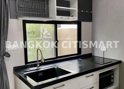 Townhouse at Baan Klang Muang Ratchaphruek-Rama 5 for sale