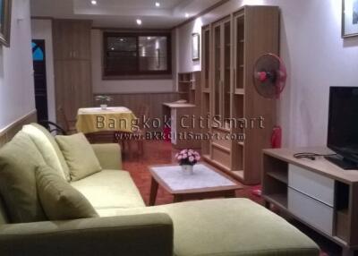 Condo at Prasanmit Place Condominium for sale