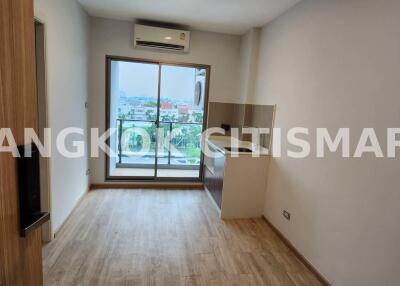 Condo at Feel Condominium Ladprao 33 for sale