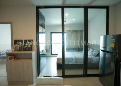 Condo at Life Sukhumvit 48 for sale