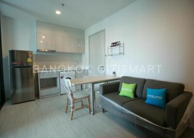 Condo at Life Sukhumvit 48 for sale