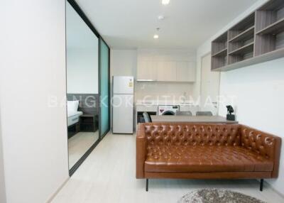 Condo at Life Sukhumvit 48 for rent