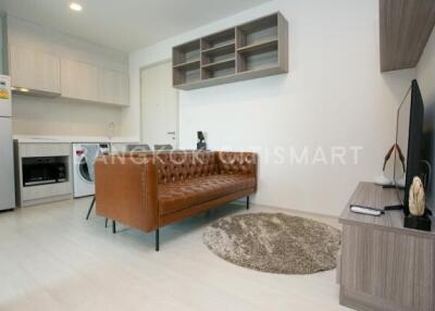 Condo at Life Sukhumvit 48 for rent