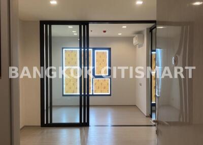 Condo at Life Sukhumvit 62 for sale