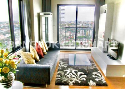 Condo at Blocs 77 for sale