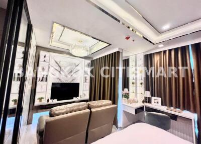 Condo at Life Asoke-Rama 9 for sale