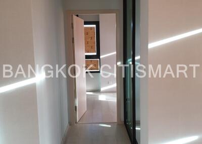 Condo at Life Pinklao for sale