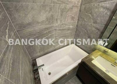 Condo at The Esse Sukhumvit 36 for sale