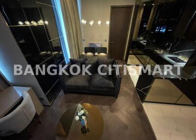 Condo at The Esse Sukhumvit 36 for sale