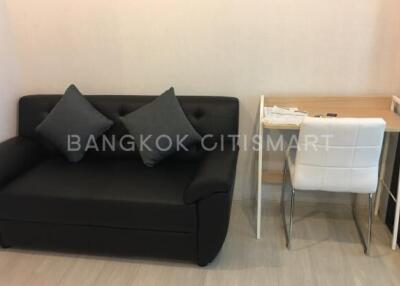 Condo at Life Pinklao for sale