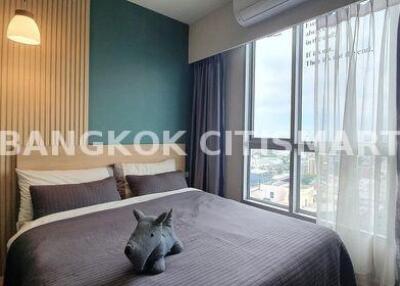 Condo at Life@Ratchada-Suthisan for sale