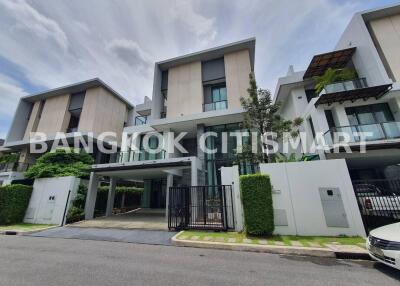 House at Baan Klang Muang Classe Ekkamai-Ramintra for sale