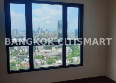 Condo at The Crest Phaholyothin 11 for rent