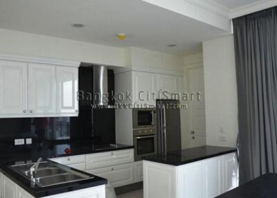 Condo at Royce Private Residences for rent