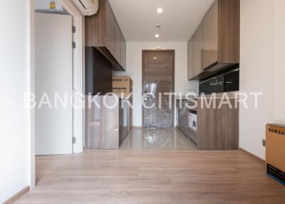 Condo at THE LINE Phahol-Pradipat for sale