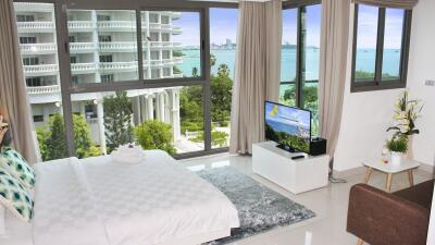 Condo Wong Amat Tower in Pattaya for Sale