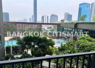 Condo at C Ekkamai for rent