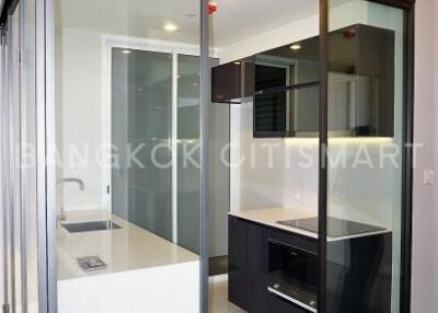 Condo at The Room Sathorn for sale