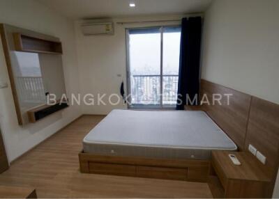 Condo at RHYTHM Phahon-Ari for rent