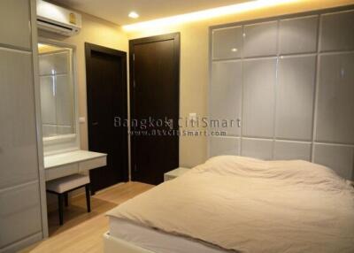 Condo at The Address Phayathai for rent