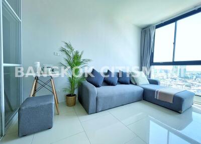 Condo at Sense Phaholyothin for sale