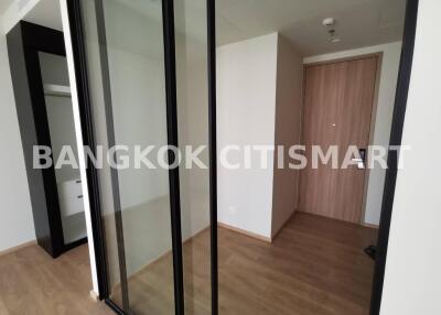 Condo at Noble Around Sukhumvit 33 for sale