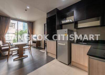 Condo at Edge Sukhumvit 23 for sale